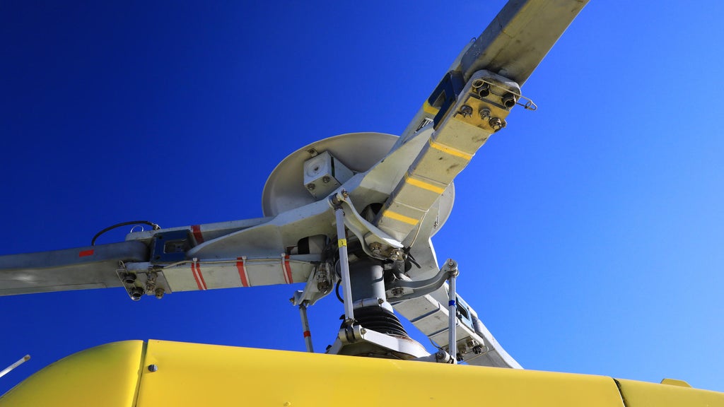 2 helicopters collide southeast of McMinnville in Oregon, killing 3 — Napa Schools news