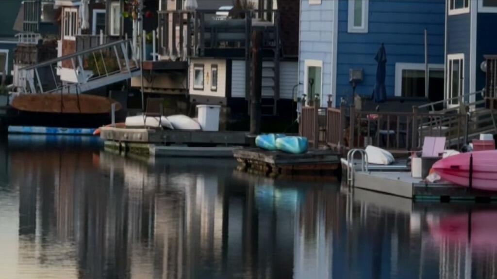 Record high tides putting Sausalito house boat community in precarious position — Napa Technology news