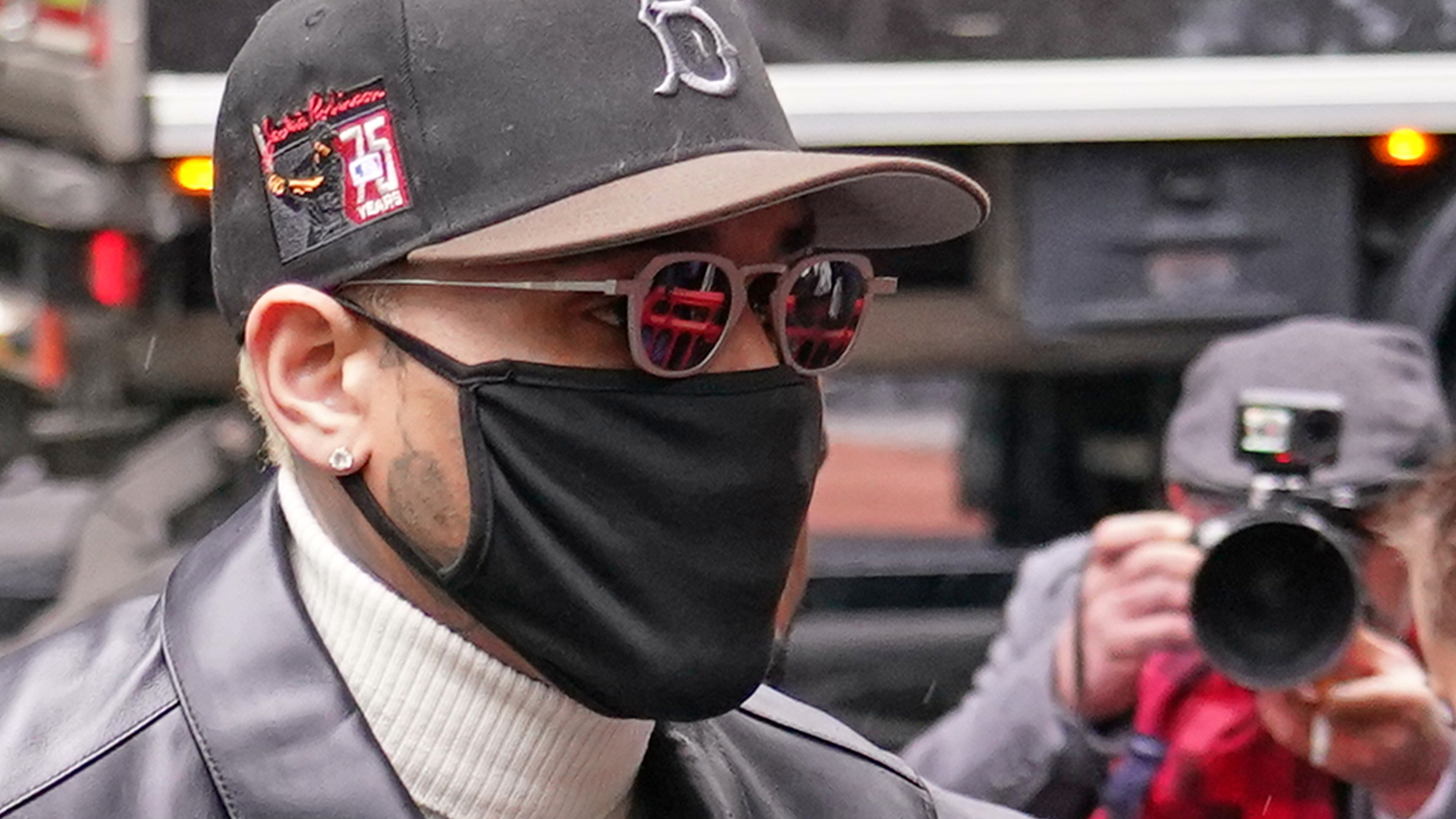Chris Brown avoids prison time for brawling at a London nightclub
โ ABC 7 Bay Area, Napa Community news