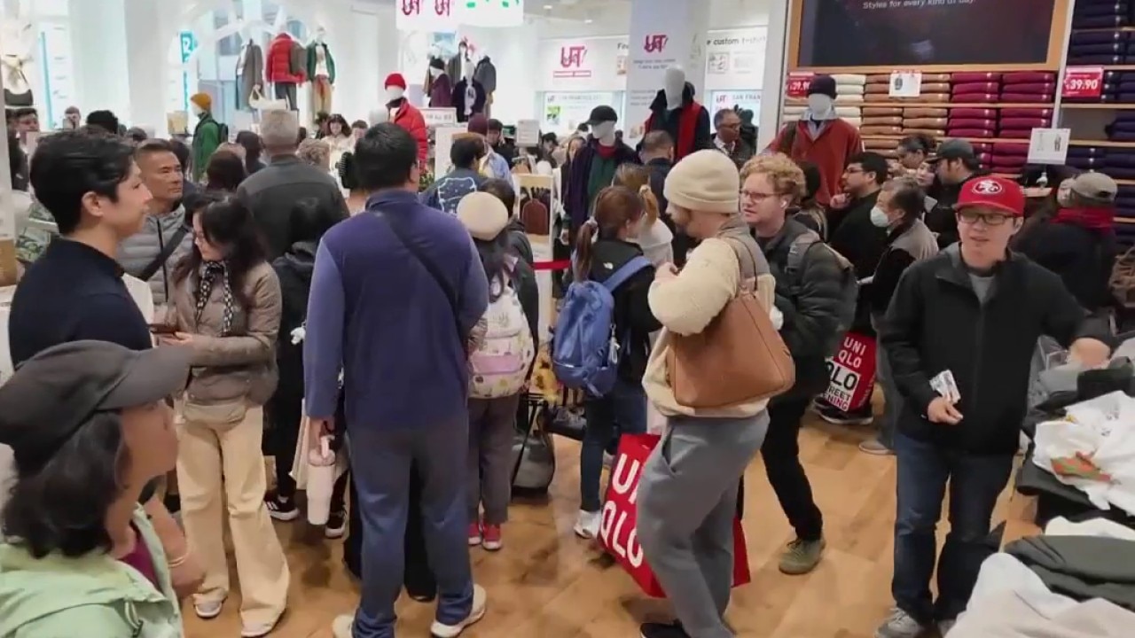 Crowds line up for grand opening of new Uniqlo store in SF — KTVU FOX 2 Bay Area, Napa Business news