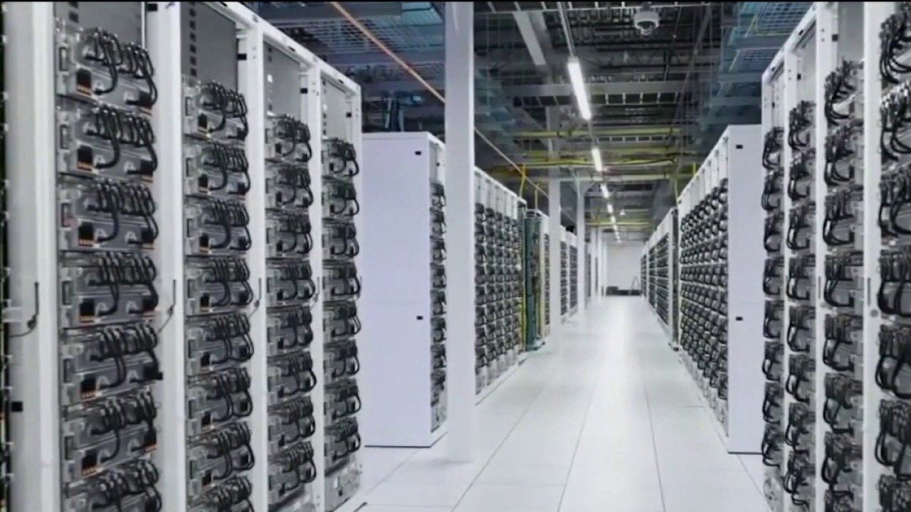 Oakland residents gather at a town hall meeting to discuss data center proposals