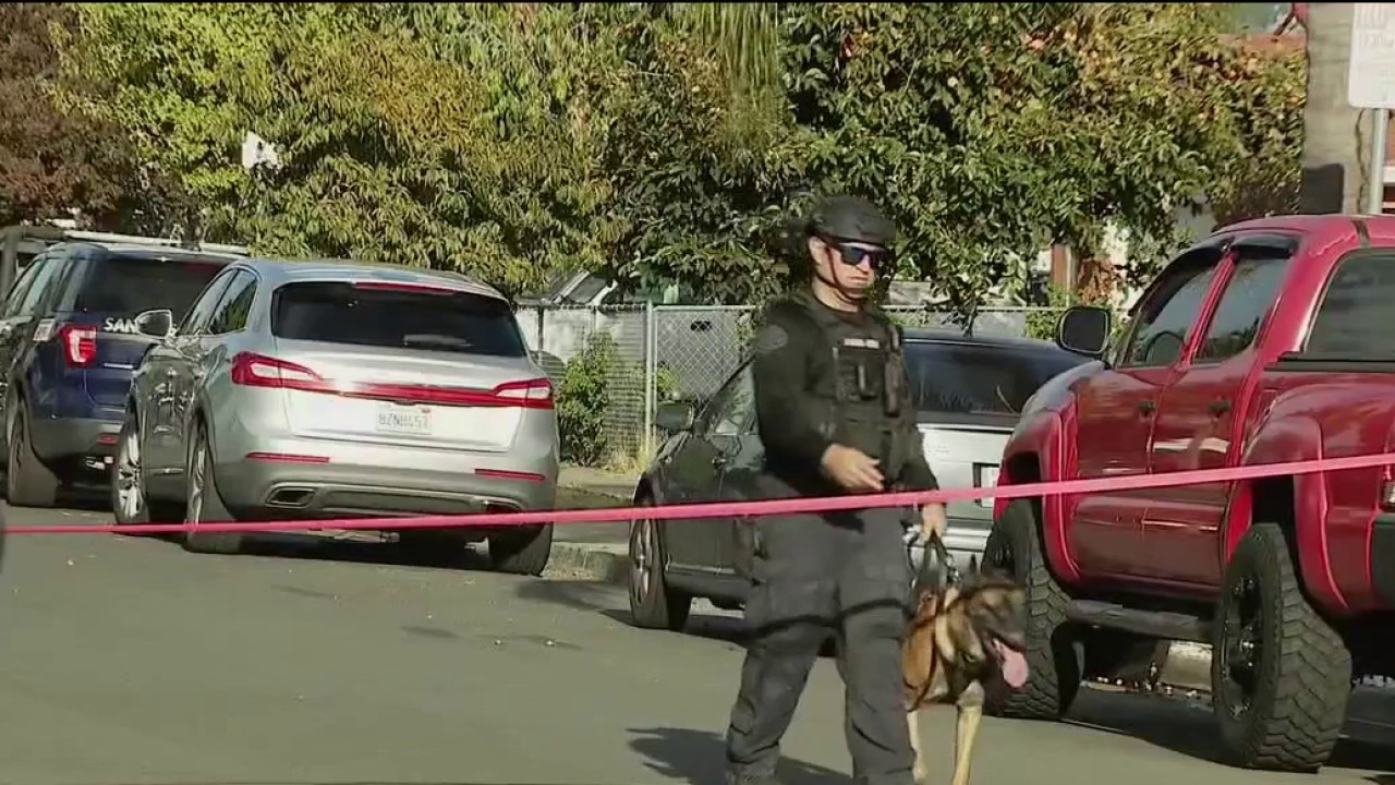 Man barricades in San Jose home after allegedly attacking neighbor with machete — KTVU FOX 2 Bay Area, Napa Community news